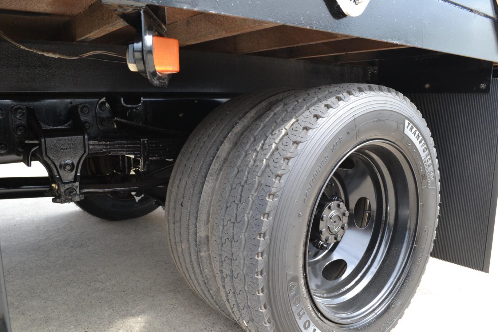 2007 WHITE /BLACK HINO 165 with an J05D-TA 5.1L 175HP engine, ALLISON 6SPD AUTOMATIC transmission, located at 9172 North Fwy, Houston, TX, 77037, (713) 910-6868, 29.887470, -95.411903 - Photo#11